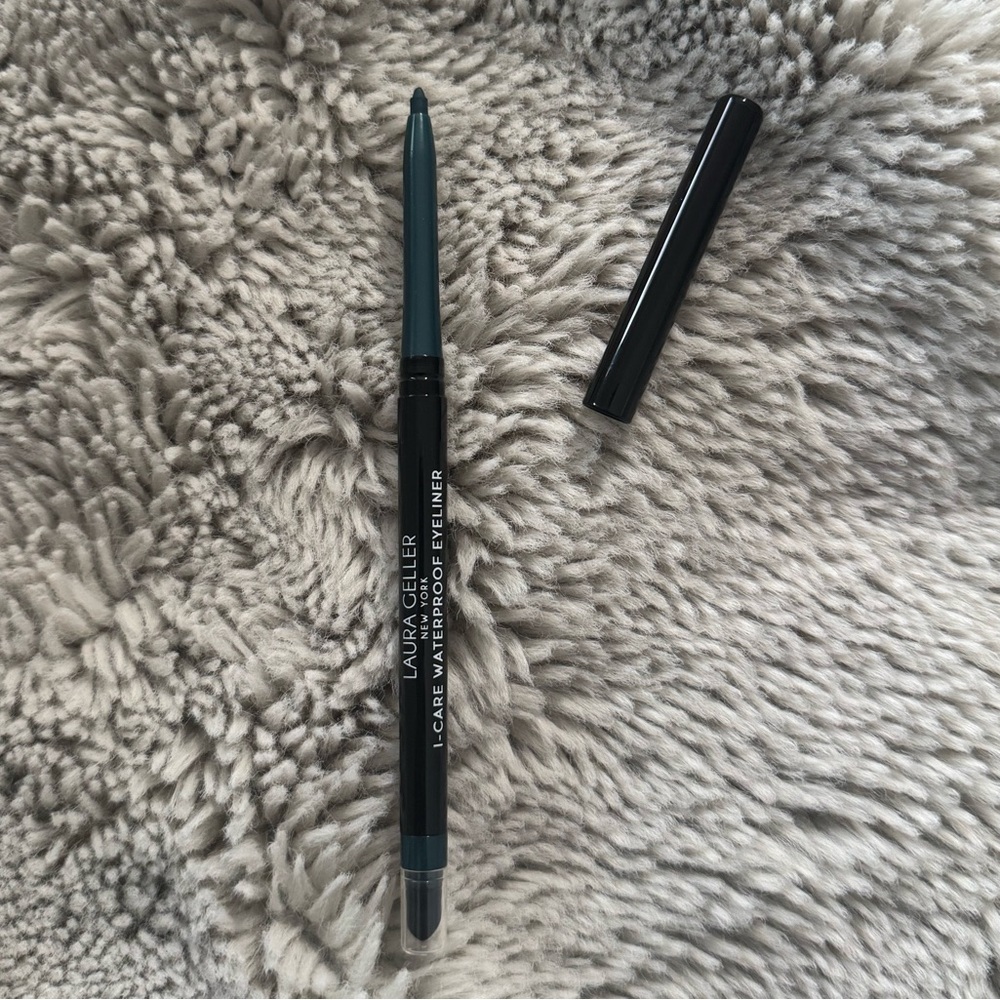 Laura Geller- I-Care Waterproof Eyeliner (TEAL)